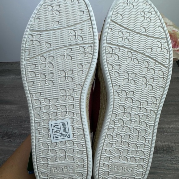 BNIB Bobs Skechers Urban Highlites Red Espadrille Wedge shoes - Picture 4 of 7